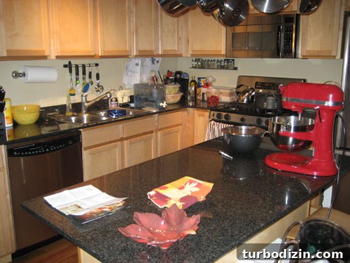 DIY Stainless Steel Stick-On Backsplash for $100 or Less 2 Backsplash before