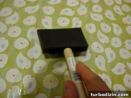 How to Line Drawers with Paper and Mod Podge for a Stylish Finish 8 img 23871 7