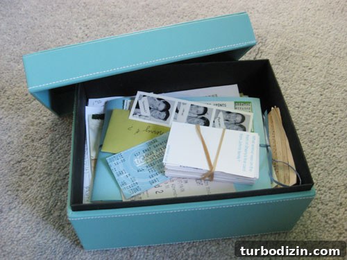 Smart Door-Mounted Gift Wrap Organizer for Small Spaces 5 img 24091 4