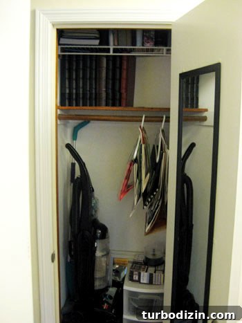Smart Door-Mounted Gift Wrap Organizer for Small Spaces 7 img 24091 6