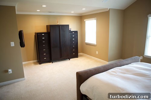 Bedroom before 3