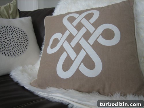 Stencil a Pillow or Curtain Panel: Step-by-Step Guide for DIY Home Decor 4 Pillow and curtain with knot stencil