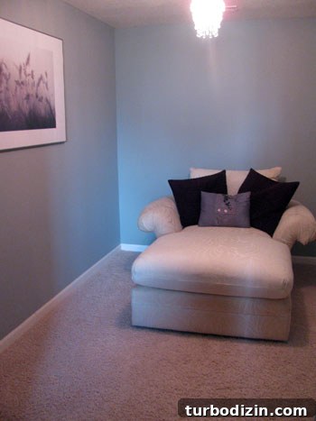 Before: seating nook used for laundry