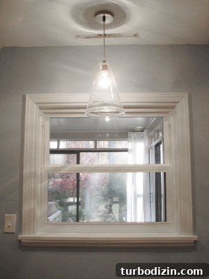 Define Your Dining Area With Pendant Lighting: Tips and Ideas 4 Seeded glass pendant over sink