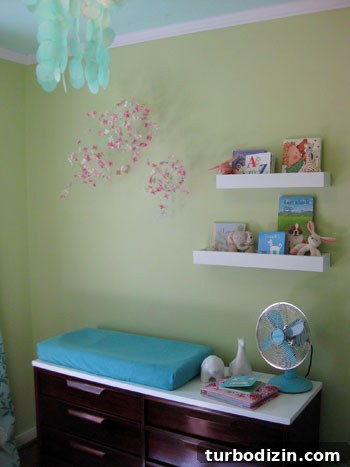DIY Wall-Mounted Bookshelves for a Nursery: Step-by-Step Guide 16 Shelves in nursery