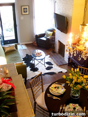 Stunning Urban Townhouse Tour: Inside a Modern City Home 7 View from stairs