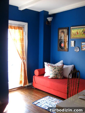 Stunning Urban Townhouse Tour: Inside a Modern City Home 10 Guest bedroom
