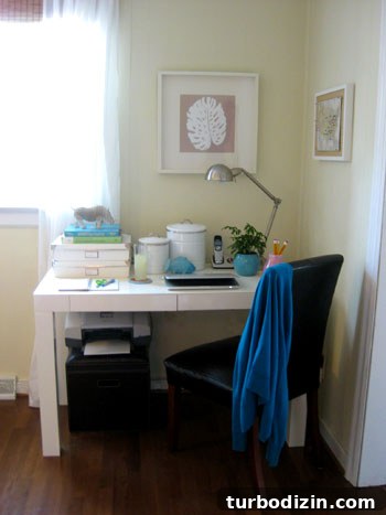 Spring colored desk
