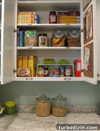 How We Organized the Cabinets in Our New Kitchen 21 img 25319 22