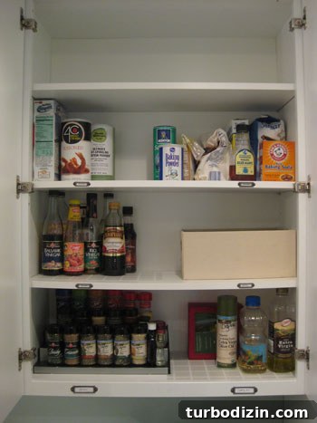 How We Organized the Cabinets in Our New Kitchen 5 img 25319 4