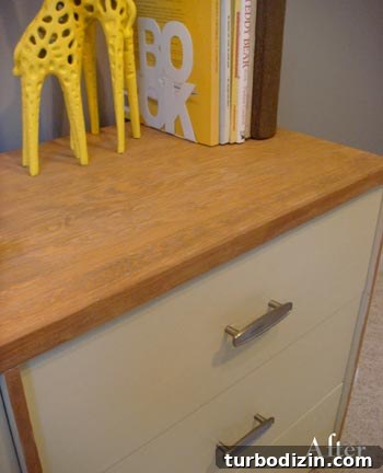 Wood and White Dresser Makeover: Fresh Paint and Hardware Update 4 Dresser detail