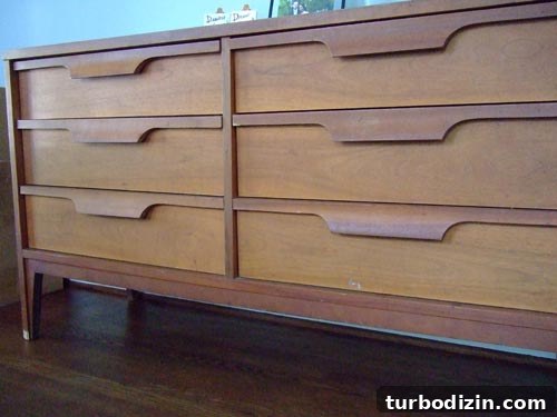 Mid-Century Dresser Makeover: Stylish Restoration Ideas for Vintage Furniture 2 Desiree's dresser before