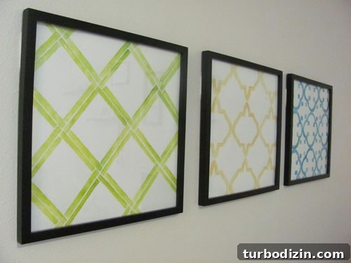 Create Vibrant Graphic Art Prints at Home: A Step-by-Step Guide 3 Lindsay's DIY prints close-up