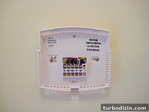newhunterthermostatinstallation img 2792 3