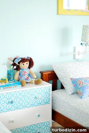 Bright, Cheerful Kids' Room Ideas for Colorful, Playful Spaces 4 Nadia's bedroom makeover 3