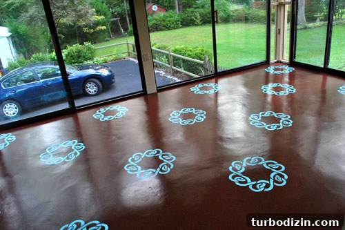 How to Paint and Stencil a Concrete Floor for Lasting Results 11 Shiny finished floor