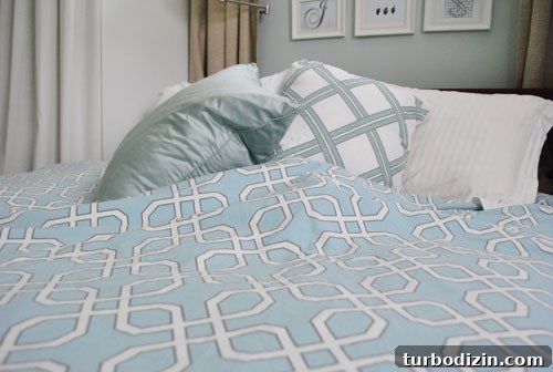 Make Bed Daily: Simple Routine to Boost Productivity and Calm 4 img 29754 3