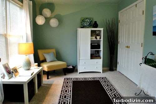 Word to Your Mother Cave: Setting Up a Cozy Mom Retreat at Home 6 img 29802 5
