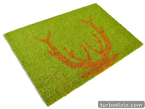 DIY Holiday Welcome Mat: Step-by-Step Guide to Charming Entryway Decor 4 img 30637 3