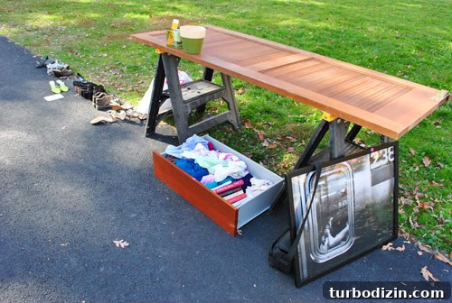 How to Host a Successful Moving Sale (Checklist & Tips) 4 img 30762 3