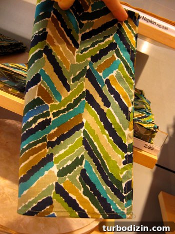 Unique Christmas Gift Ideas for Everyone This Holiday Season 10 patterned napkins