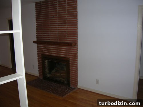 Our Final Day in Our First Home: Moving Out and Memories 5 Living room when moved in 2