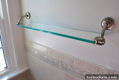 Raise Your Shower Curtain: Simple Tips for a Higher Rod Placement 5 img 31483 4
