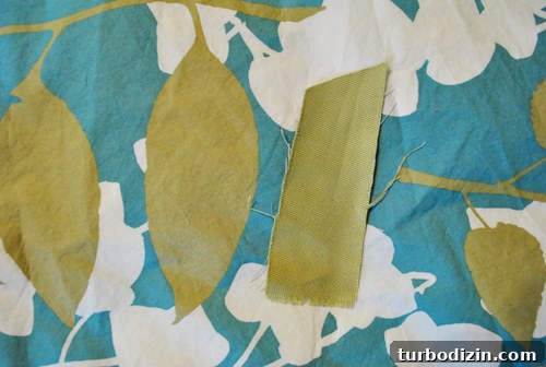 Choose Bedroom Curtains: How to Use Fabric Swatches Effectively 7 img 32527 6