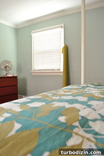 Choose Bedroom Curtains: How to Use Fabric Swatches Effectively 9 img 32527 8
