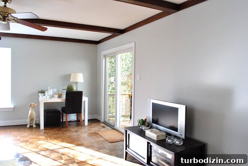 How We Repainted the Living Room Wood Trim for a Fresh Look 4 img 32651 3