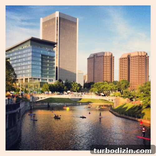 Top Spots to Eat, Shop, and Explore in Richmond, VA 2 img 33380 1