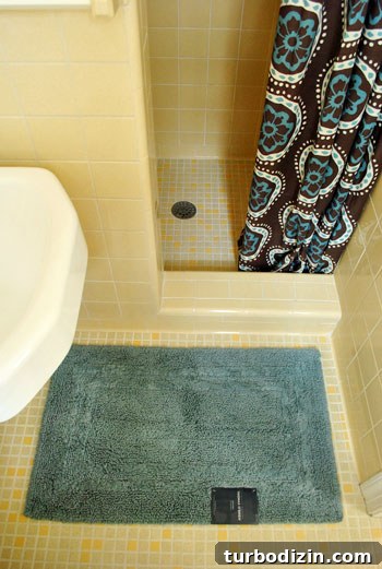 Guests Can Now Shower: Updated Bathroom Amenities and Access 5 img 33446 4