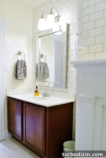 Stunning Home Tour: Charming House Now for Sale 13 img 33639 12