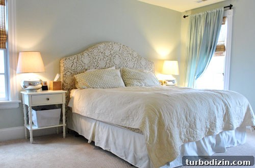 Stunning Home Tour: Charming House Now for Sale 14 img 33639 13