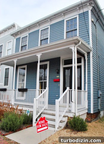 Stunning Home Tour: Charming House Now for Sale 18 img 33639 19