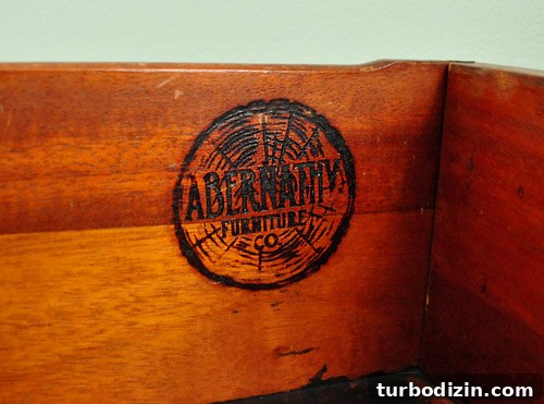 Antique Wooden Dresser: Restoration Tips, Styles & Buying Guide 7 img 34178 6
