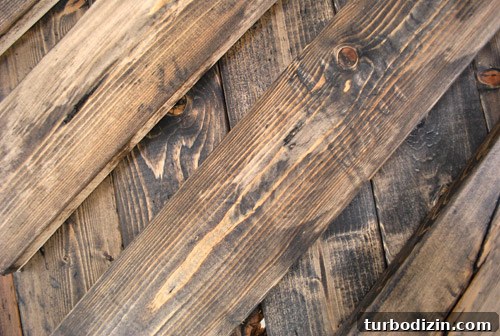 Why You Should Avoid Using Pallets for Some DIY Projects 9 img 34865 8