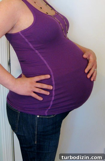 Clara’s Birth Story: A Moving Labor and Delivery Account 4 img 35042 3