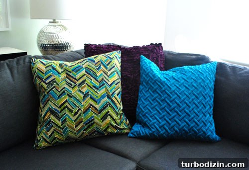 DIY Pillow From Two Cloth Napkins: Quick Sewing Project 5 img 35275 4