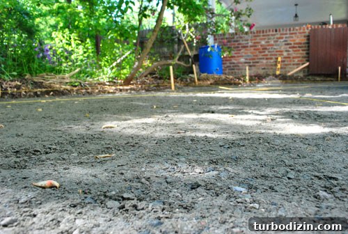 How to Install a Paver Patio: Steps for Gravel, Sand, and Stone 10 img 35727 9