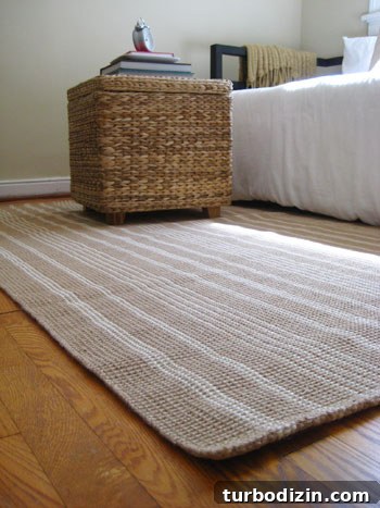 Jute rug close-up Close-up of Newport Stripe jute rug texture