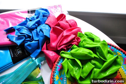 Planning Our Daughter’s First Birthday: Ideas, Timeline & Tips 7 Balloons ready to inflate