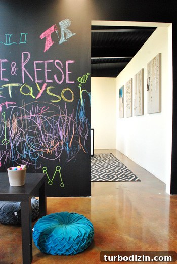 Sneaky Little Petersiks: Inside the Secret Lives of the Petersik Family 6 Small stylish office