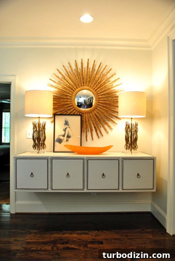 Chic North Carolina Home Tour: Stylish Southern Interior Inspiration 5 img 36784 4