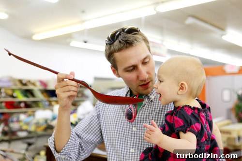 Thrifting Tips: How to Score Unique Finds at Secondhand Stores 8 Clara wide open mouth