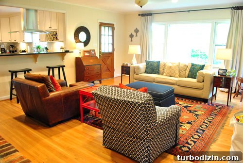 Stunning North Carolina Home Tour: Inside a Charming Southern Residence 10 Family room after with layered decor