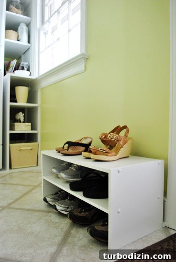 Add Shoe Storage by the Door: Smart Entryway Solutions 3 img 38773 2