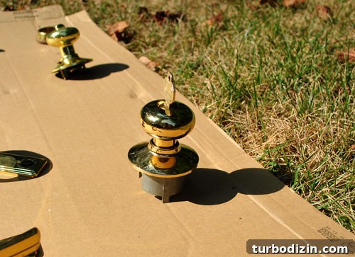 Spray Painting Hardware: Step-by-Step Guide for Smooth Results 9 img 39674 9
