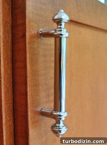 Where to Find Quality Secondhand Cabinets for $6 or Less 5 img 39675 4