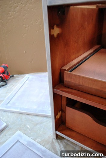 Prep Cabinets for Painting: Step-by-Step Surface Preparation Guide 14 img 39969 14